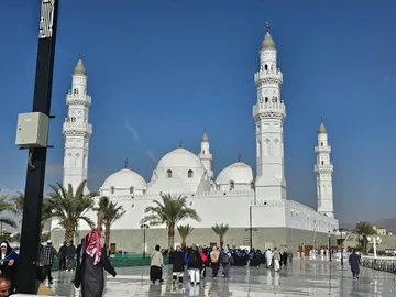 Masjid Quba sebagai tujuan program ziarah